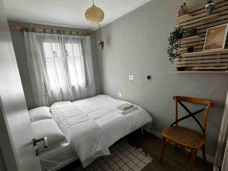 Location 3-floor With 6 Bedrooms Tirana